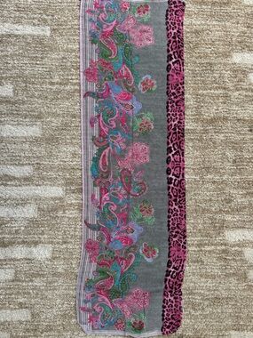 Floral Paisley Print Long Scarf in Gray and Pink Y2K mixed print